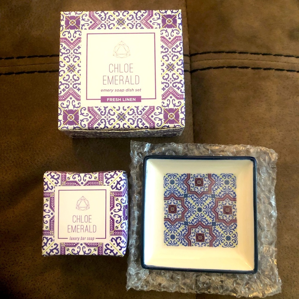 Chloe Emerald Soap Dish Set